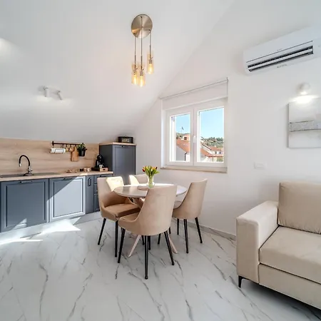 Apartament Indigo